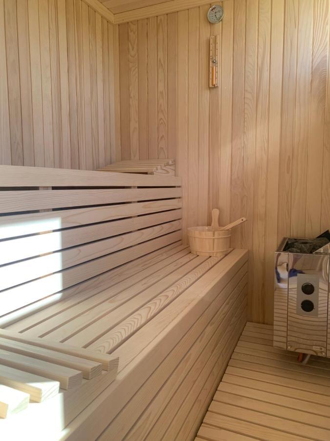 V'S Place - Wooden House With Heated Pool And Outdoor Sauna Otocac Exterior photo